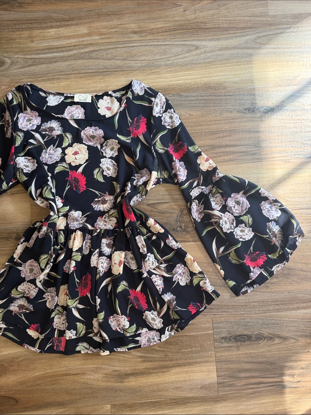 Women’s Black Floral Bell-Sleeve Peplum Blouse